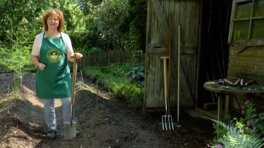 Video: Garden tools - This belongs in every basic equipment