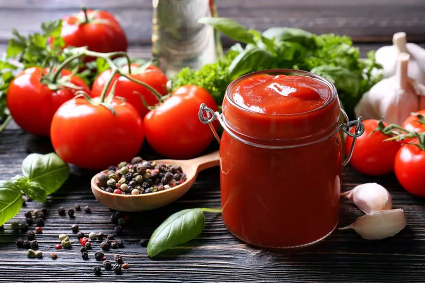 Make tomato ketchup yourself - simple recipe with instructions